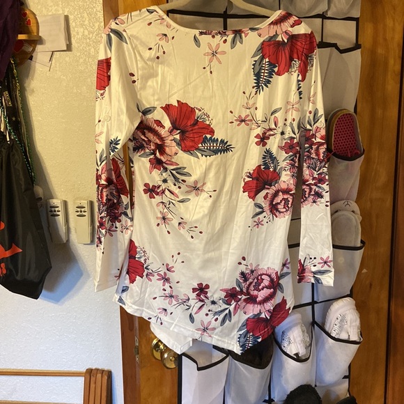 Small top - Picture 2 of 4